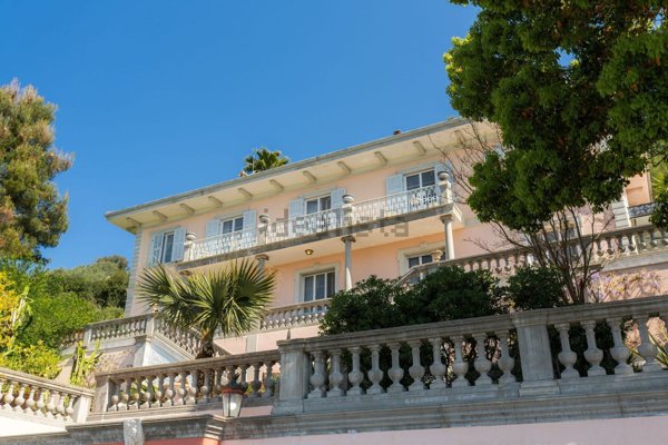 casa indipendente in vendita a Sanremo