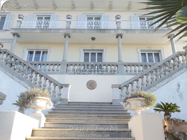 casa indipendente in vendita a Sanremo