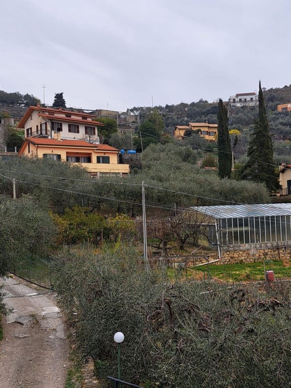 casa indipendente in vendita a Sanremo