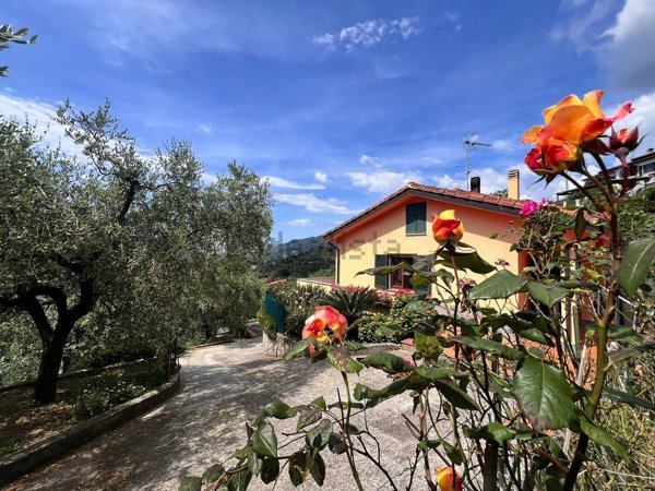 casa indipendente in vendita a Sanremo