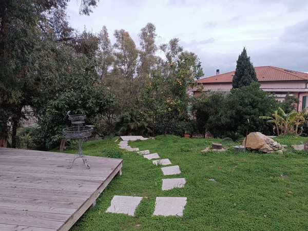 casa indipendente in vendita a Sanremo