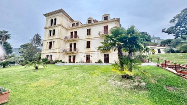 appartamento in vendita a Sanremo