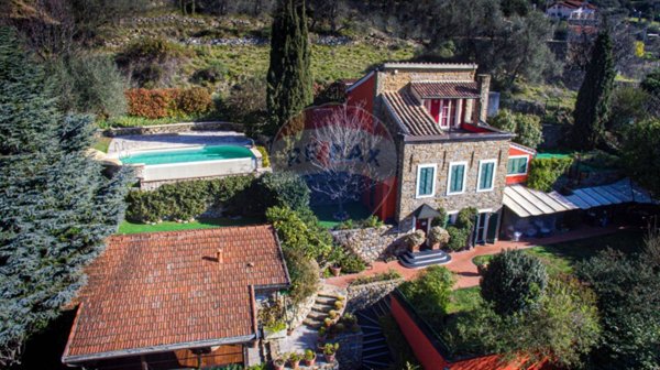 casa indipendente in vendita a Sanremo