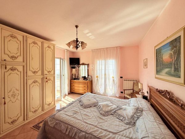 casa indipendente in vendita a Sanremo