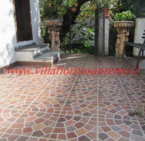 casa indipendente in vendita a Sanremo