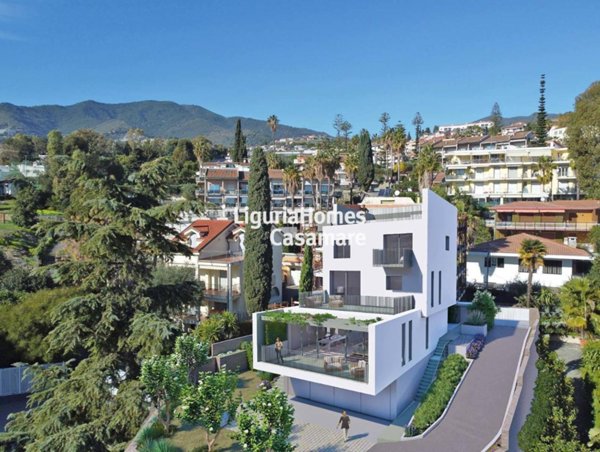 casa indipendente in vendita a Sanremo