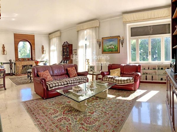 casa indipendente in vendita a Sanremo