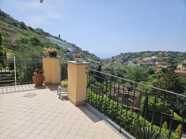 appartamento in vendita a Sanremo