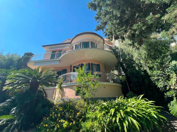 casa indipendente in vendita a Sanremo