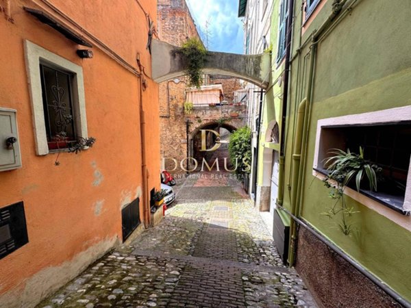 casa indipendente in vendita a Sanremo