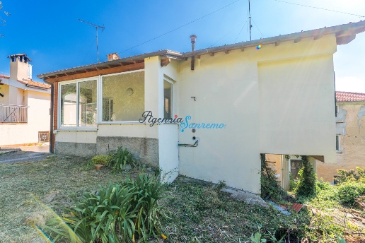 casa indipendente in vendita a Sanremo