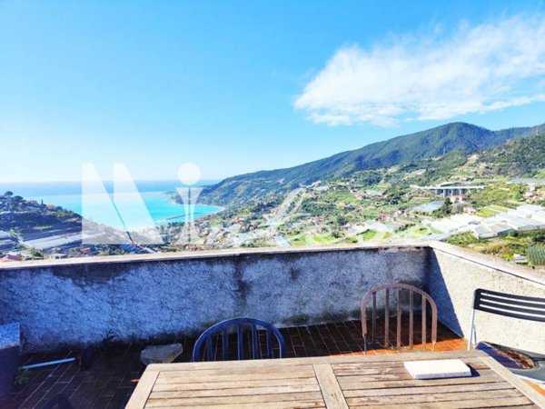 appartamento in vendita a Sanremo in zona Coldirodi