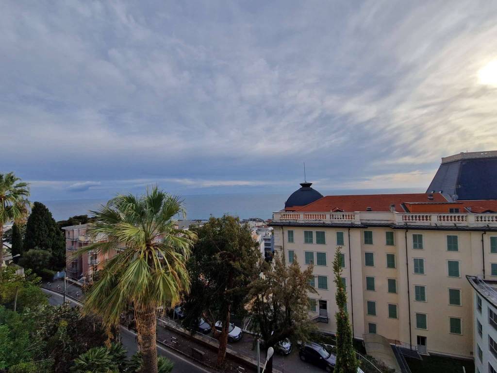 appartamento in vendita a Sanremo