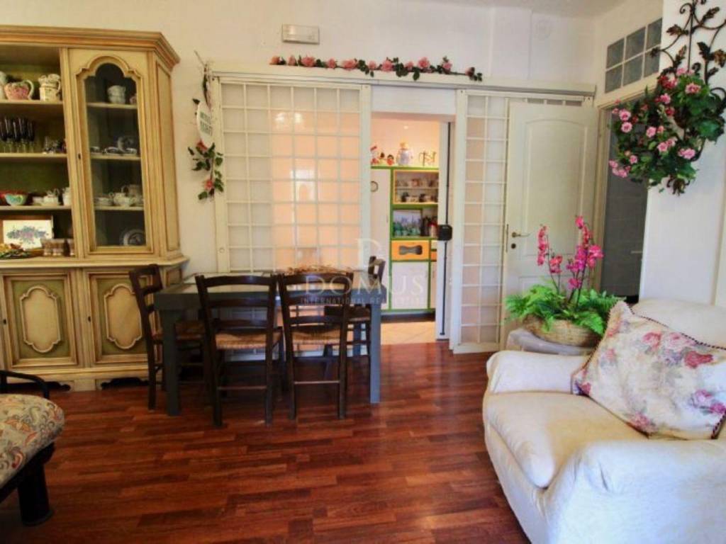 casa indipendente in vendita a Sanremo