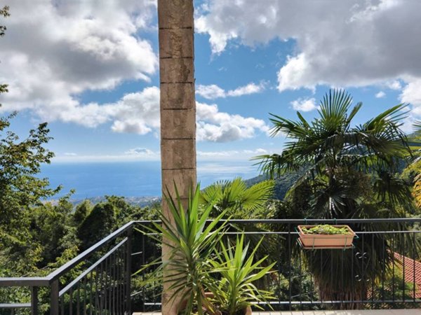 casa indipendente in vendita a Sanremo in zona San Romolo
