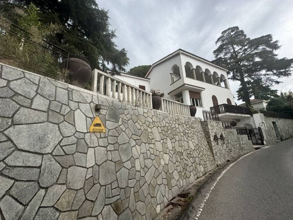 casa indipendente in vendita a Sanremo