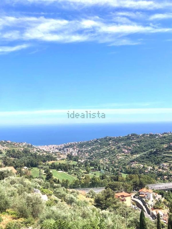 casa indipendente in vendita a Sanremo