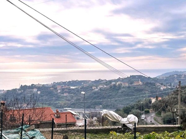 terreno edificabile in vendita a Sanremo