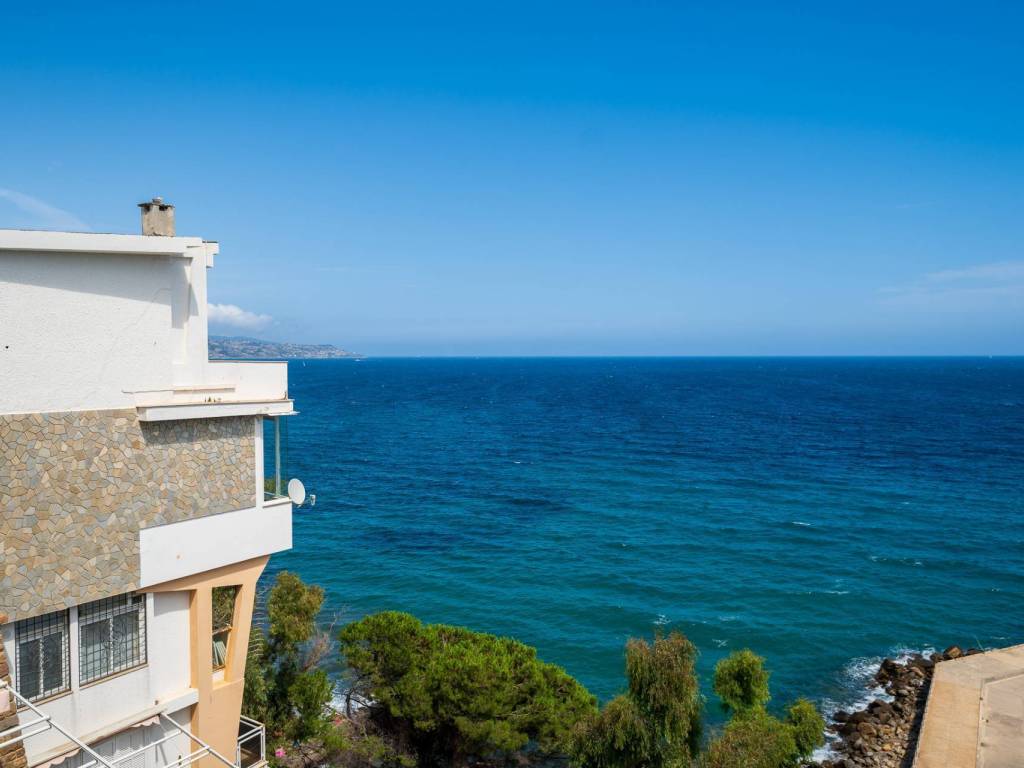 appartamento in vendita a Sanremo