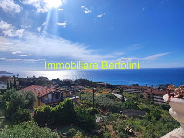 casa indipendente in vendita a Sanremo