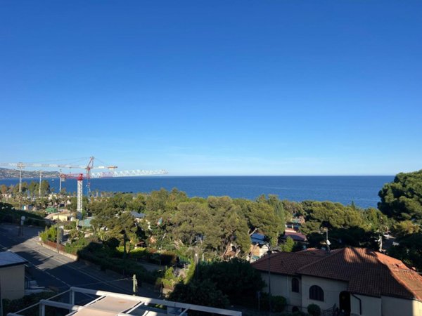 appartamento in vendita a Sanremo