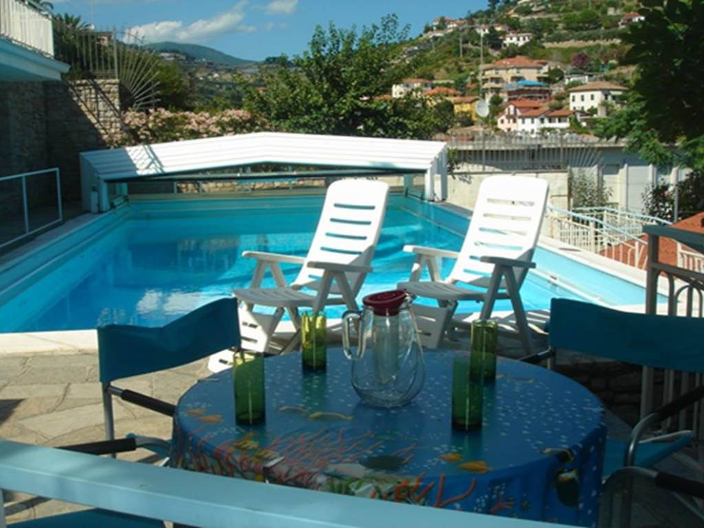 casa indipendente in vendita a Sanremo