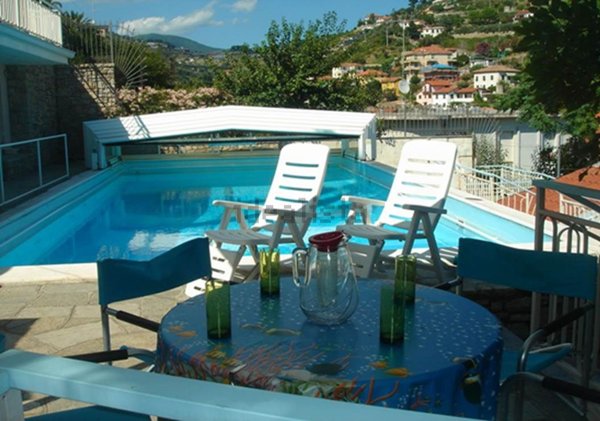 appartamento in vendita a Sanremo in zona Poggio