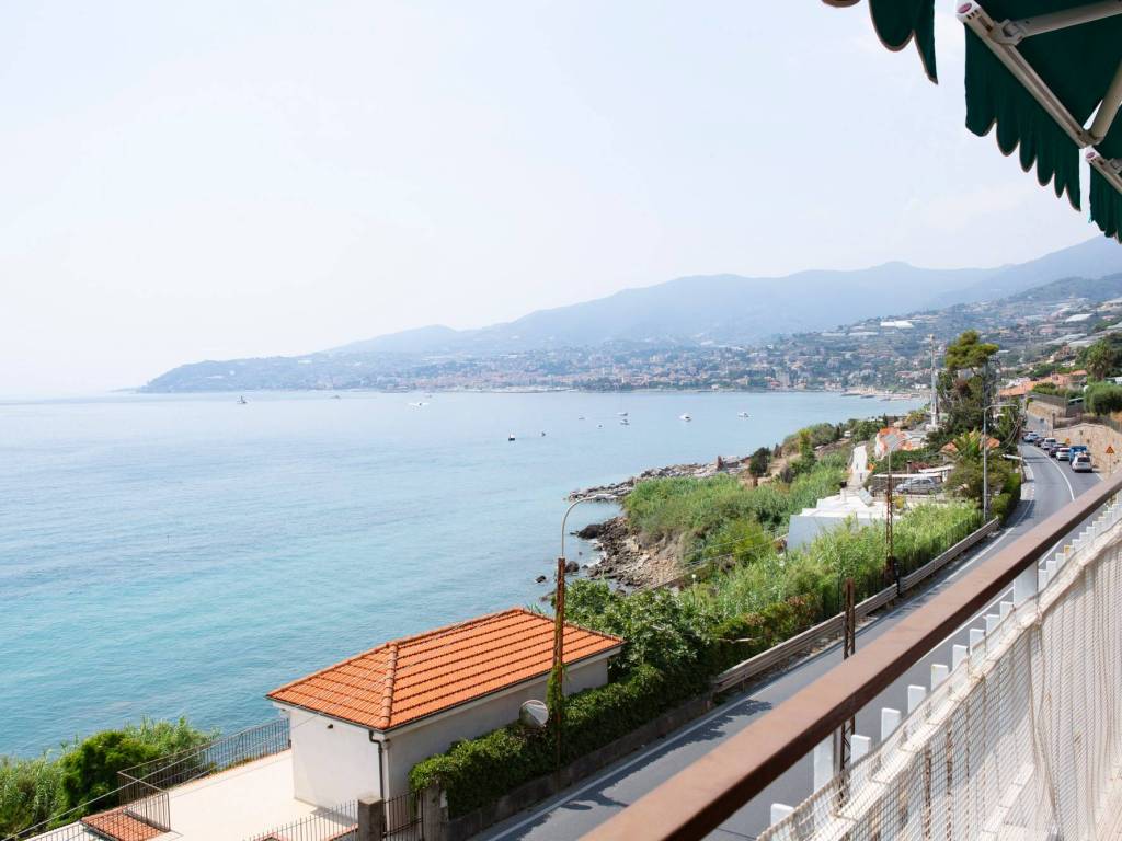appartamento in vendita a Sanremo
