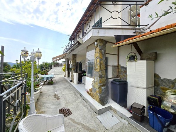 appartamento in vendita a Sanremo in zona Poggio