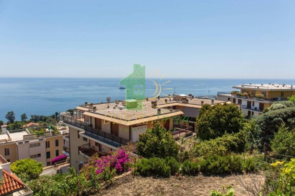 casa indipendente in vendita a Sanremo