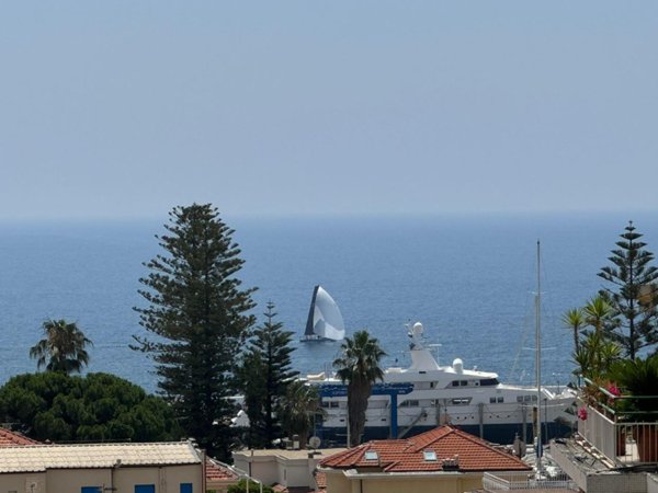 appartamento in vendita a Sanremo