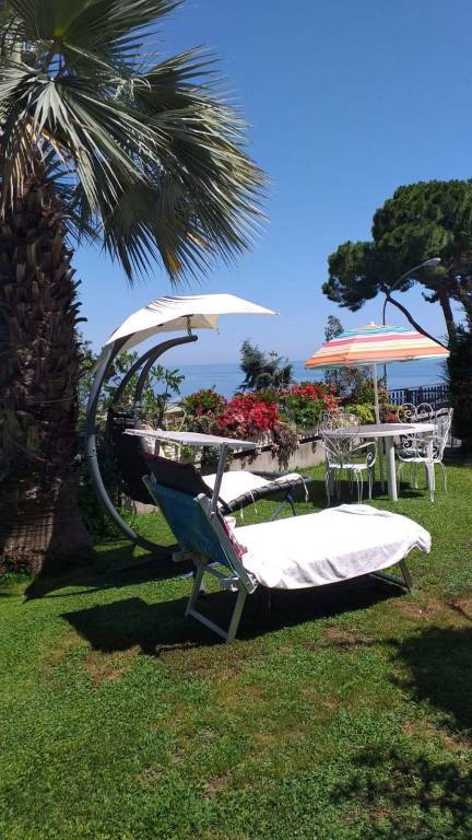 appartamento in vendita a Sanremo in zona Coldirodi