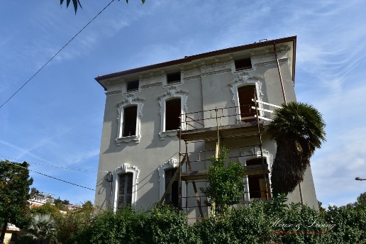 casa indipendente in vendita a Sanremo