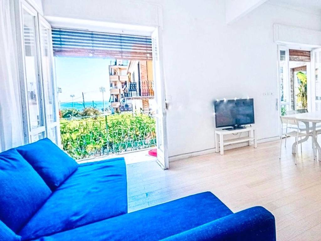 casa indipendente in vendita a Sanremo