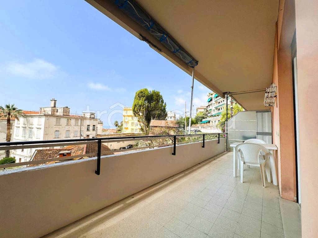 appartamento in vendita a Sanremo