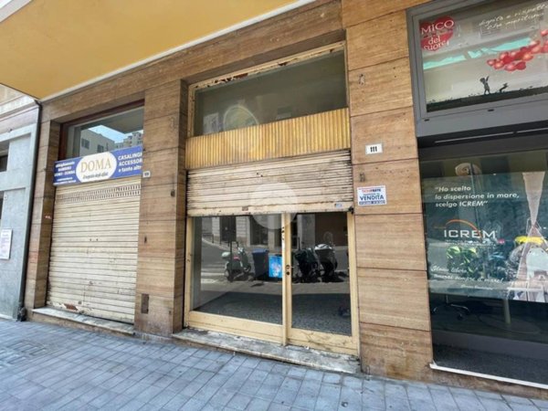 negozio in vendita a Sanremo