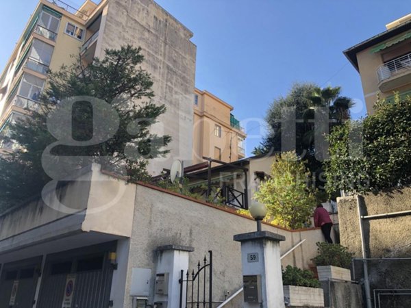 casa indipendente in vendita a Sanremo