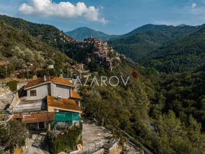 casa indipendente in vendita a Sanremo