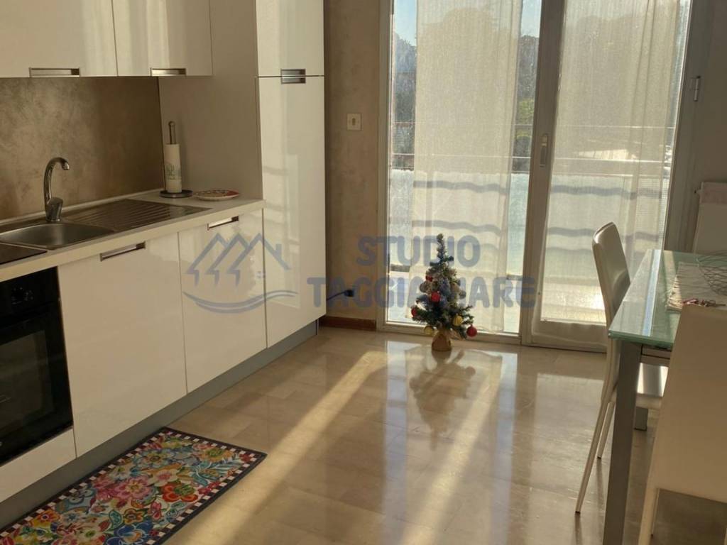 appartamento in vendita a Sanremo