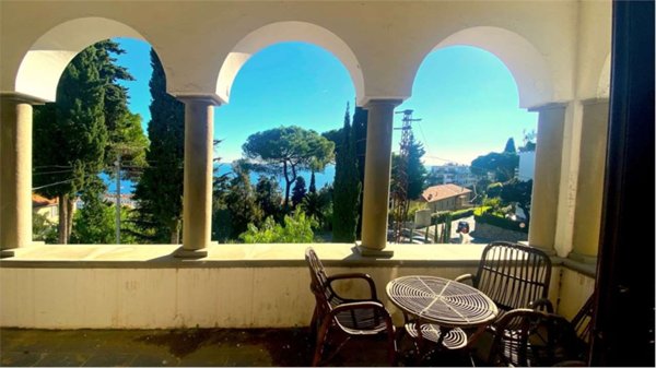 casa indipendente in vendita a Sanremo