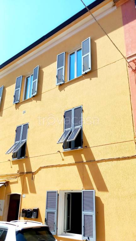 appartamento in vendita a Sanremo in zona Bussana