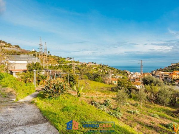 casa indipendente in vendita a Sanremo