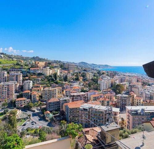appartamento in vendita a Sanremo