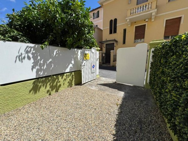 casa indipendente in vendita a Sanremo