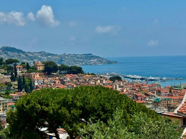 appartamento in vendita a Sanremo