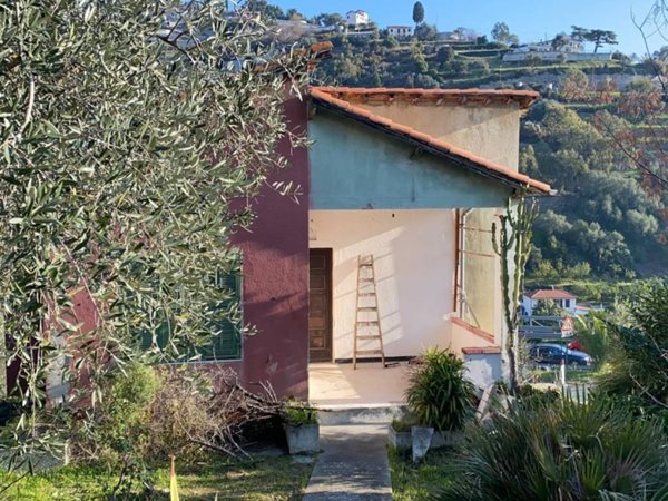 casa indipendente in vendita a Sanremo
