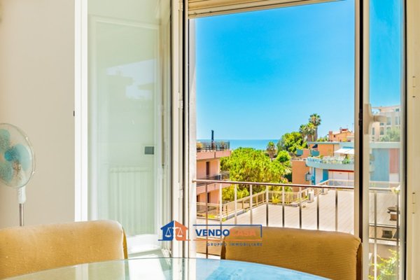 casa indipendente in vendita a Sanremo