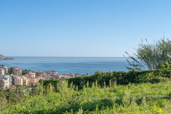 casa indipendente in vendita a Sanremo