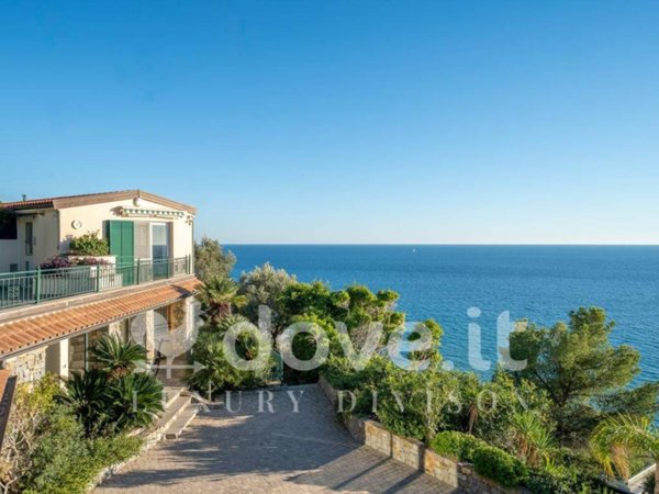 casa indipendente in vendita a Sanremo