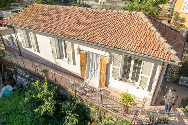 casa indipendente in vendita a Sanremo